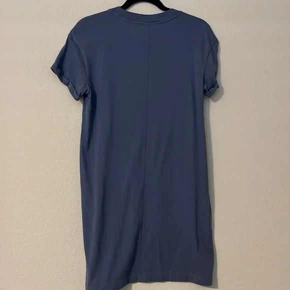 ⭐️HP⭐️ T Shirt Dress - Picture 4 of 4